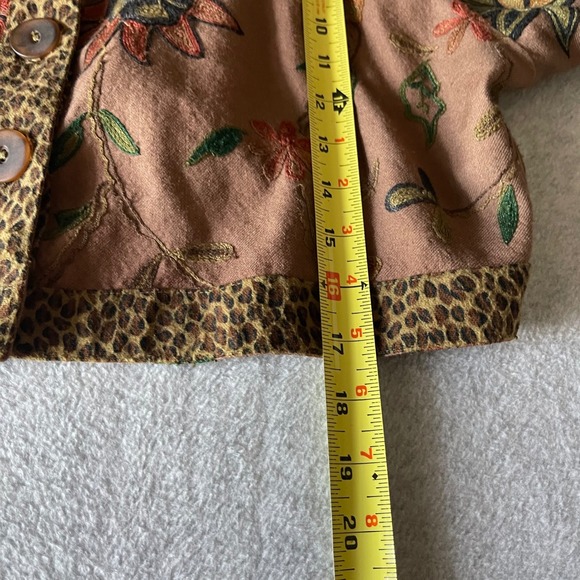 VTG‎ U.R.U. USA Embroidered Floral Jacket One Size Boho Art to Wear Leopard Trim - Picture 12 of 13